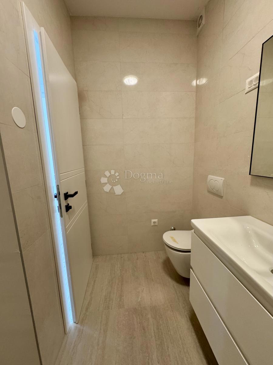 Apartma Maslenica, Jasenice, 70,29m2