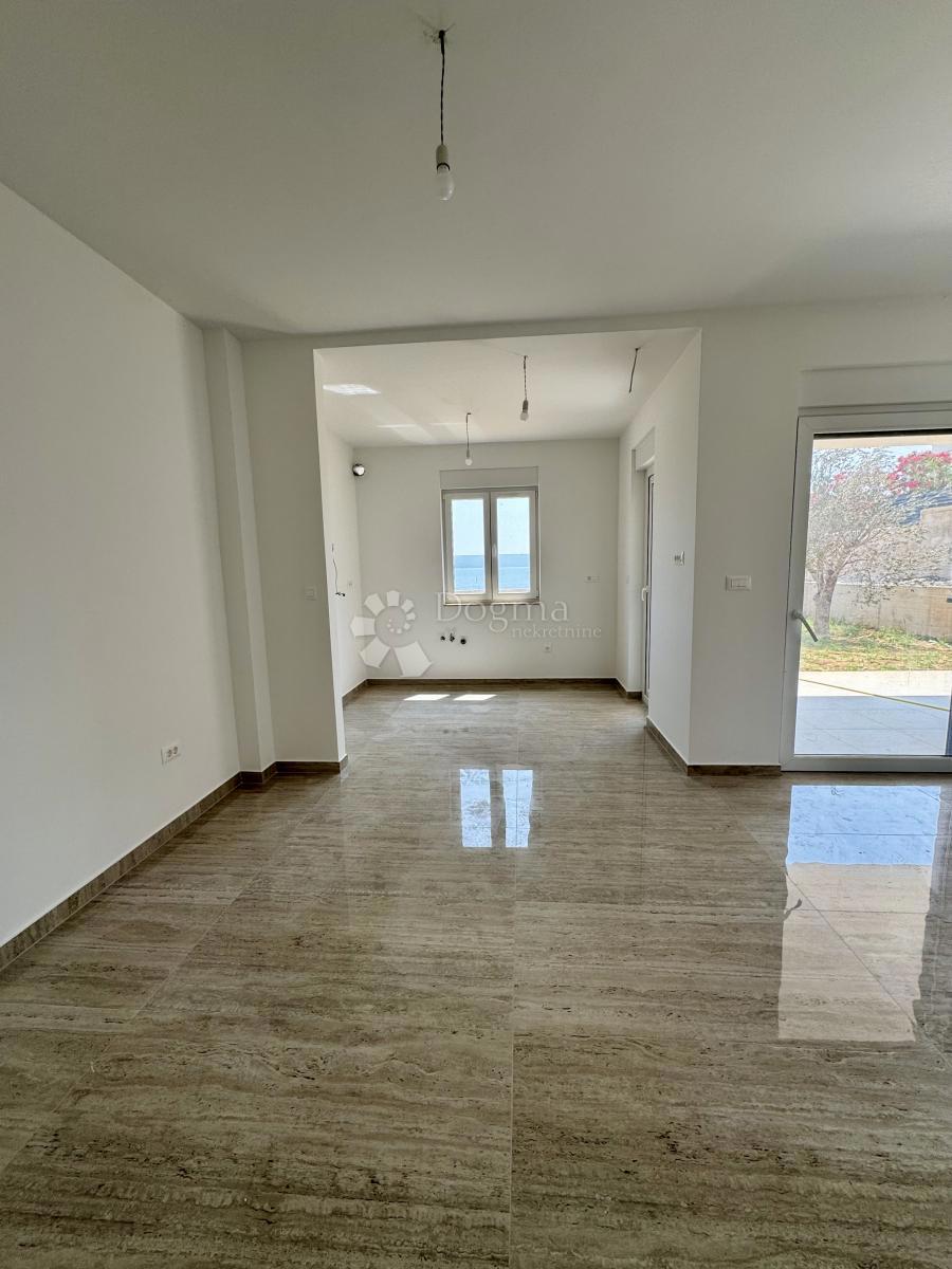 Apartma Maslenica, Jasenice, 70,29m2