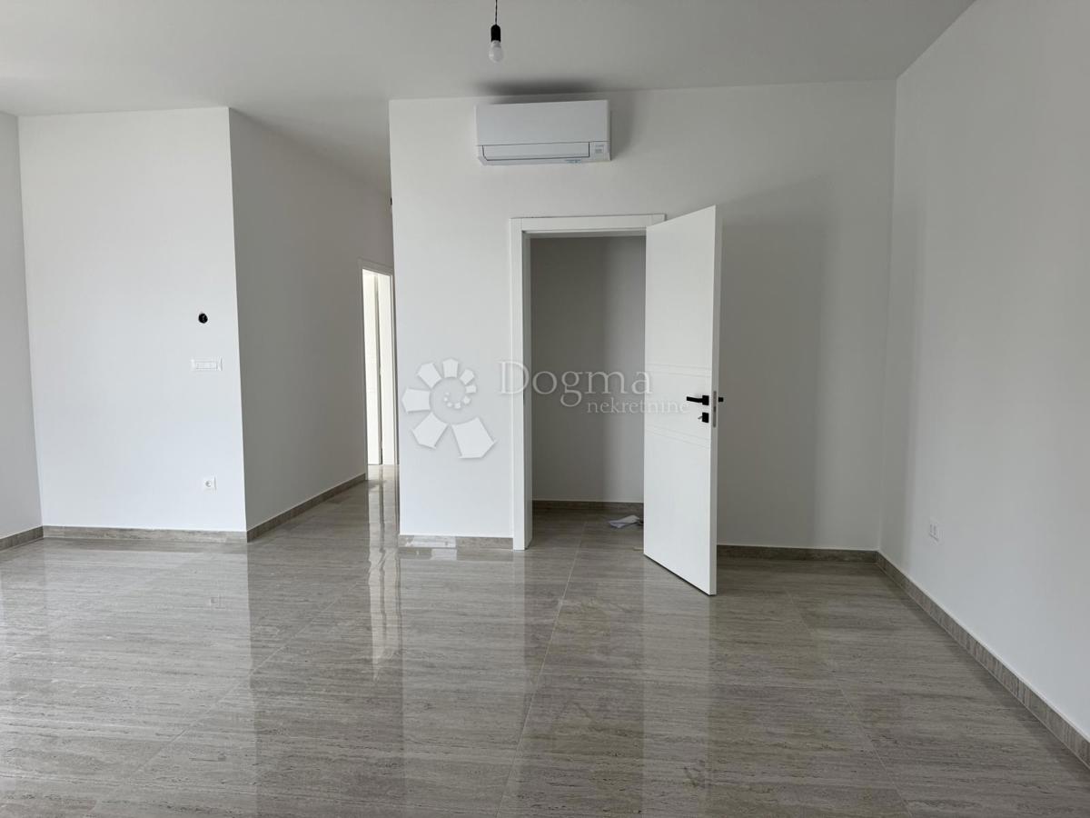 Apartma Maslenica, Jasenice, 70,29m2