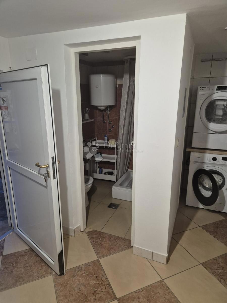 Poslovni prostor Gornji grad / Centar, Osijek, 67m2