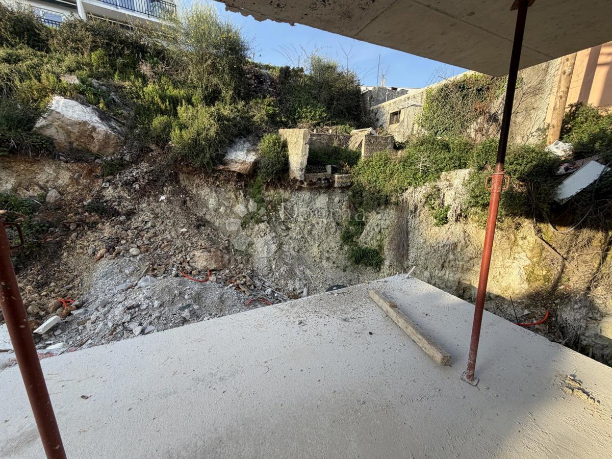 NOVOGRADNJA SEGET DONJI, ENOSOBNO STANOVANJE (CS-5) – 250m OD MORJA!