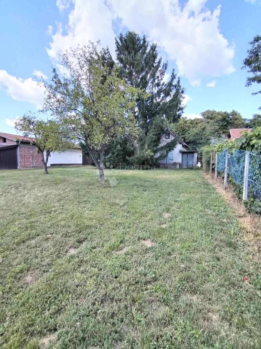 Zazidljivo zemljišče Vinica, Koprivnica, 2.198m2