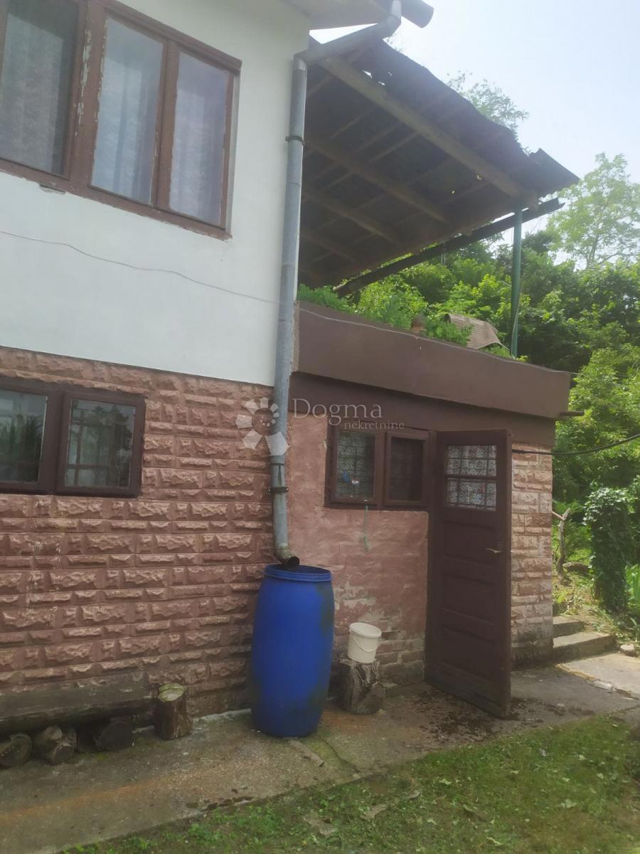 Hiša Dalj, Erdut, 2.331m2