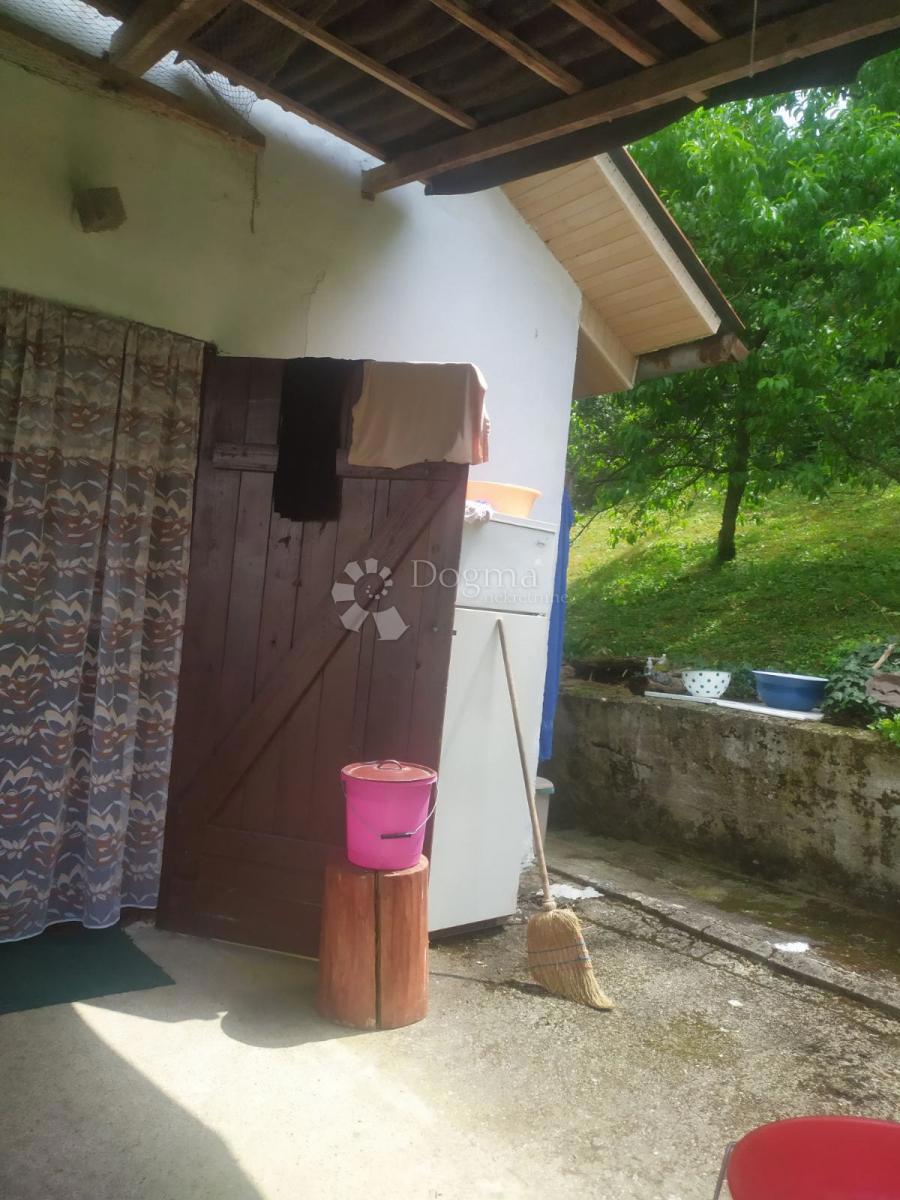 Hiša Dalj, Erdut, 2.331m2