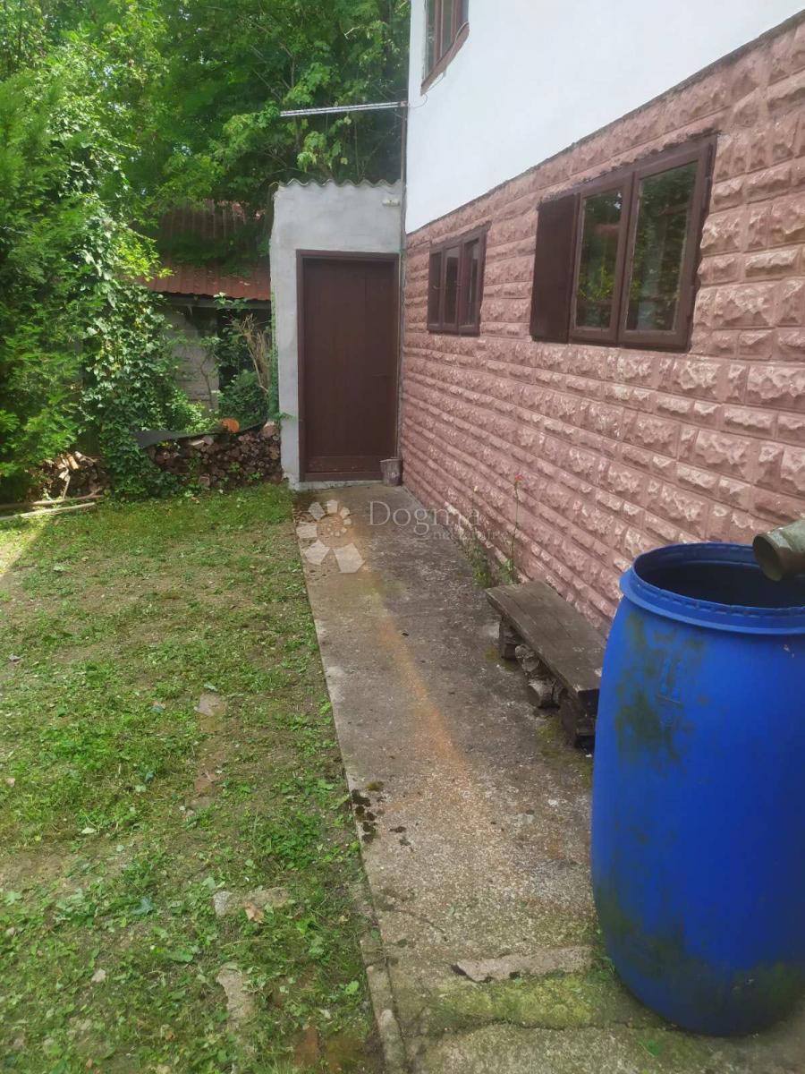 Hiša Dalj, Erdut, 2.331m2