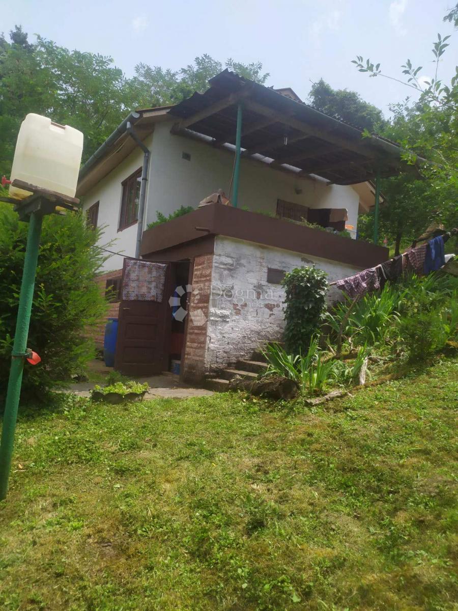 Hiša Dalj, Erdut, 2.331m2