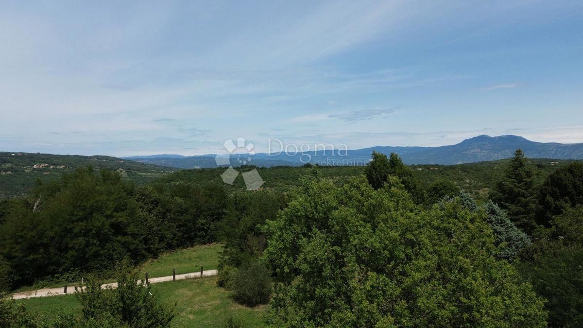 Zazidljivo zemljišče Labin, 4.460m2