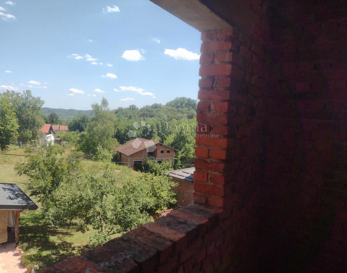 Hiša Ponikvari, Topusko, 270m2