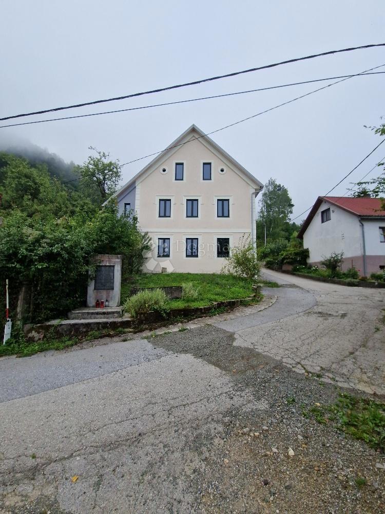Hiša Brod Moravice, 320m2