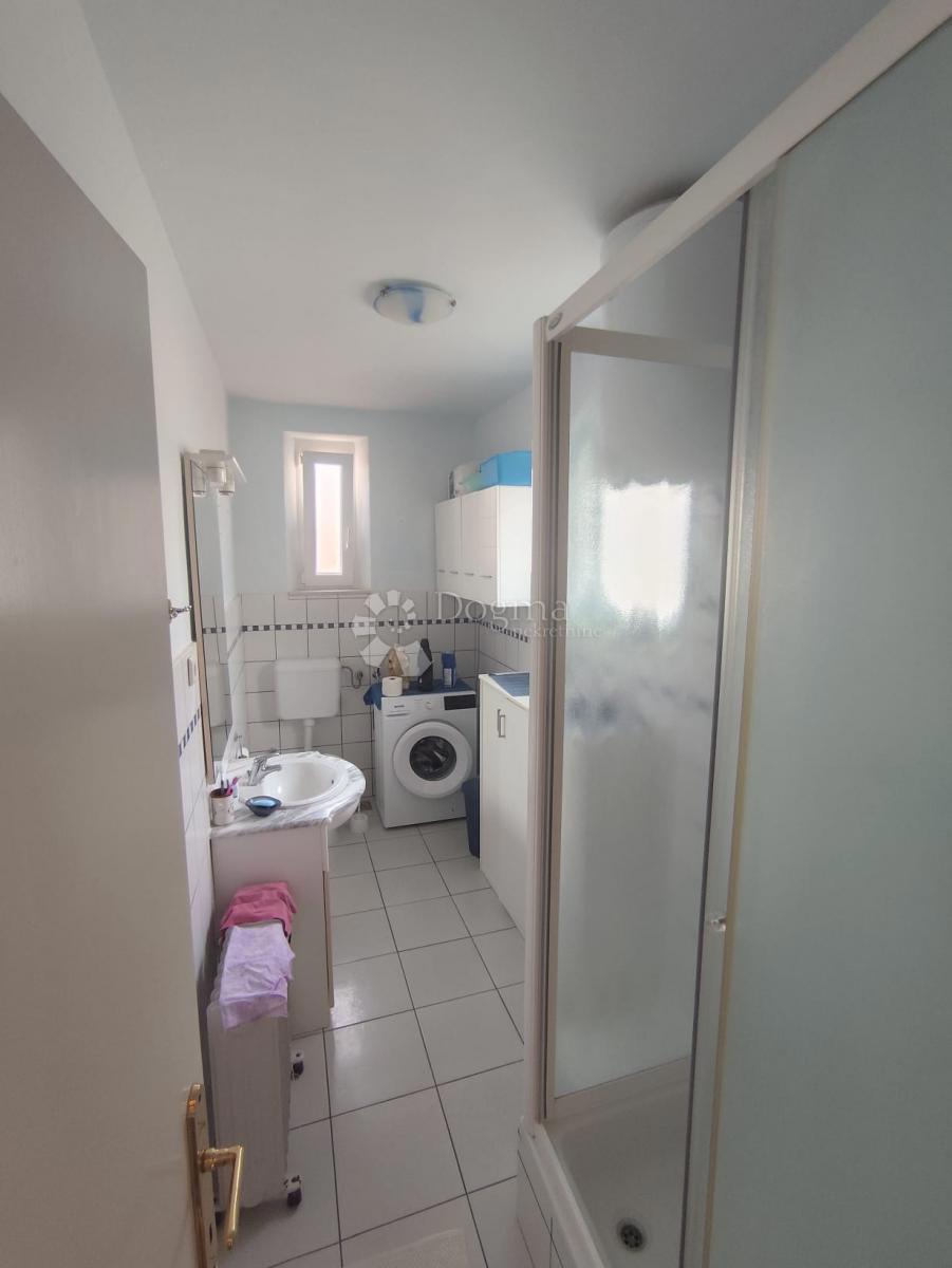 Stanovanje Zaton, Šibenik - Okolica, 70m2