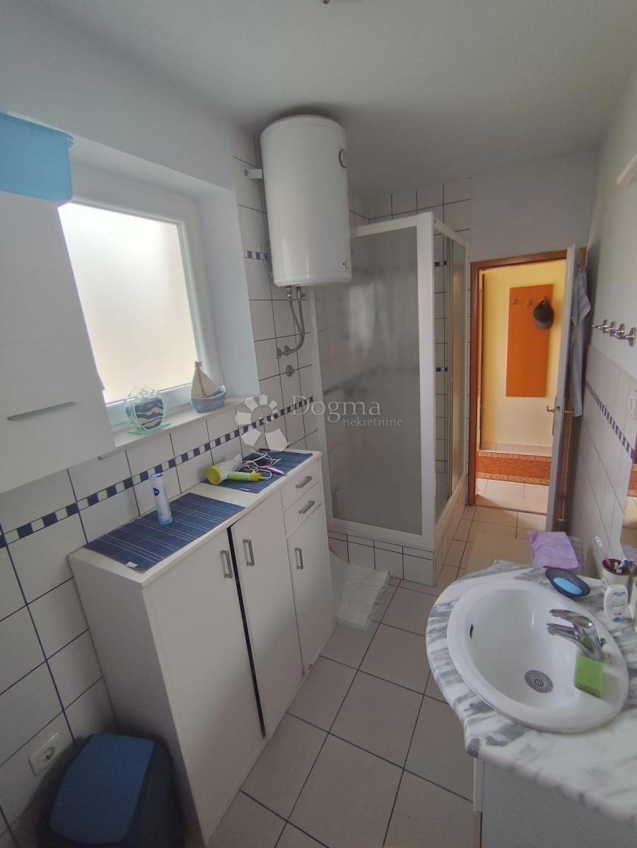 Stanovanje Zaton, Šibenik - Okolica, 70m2