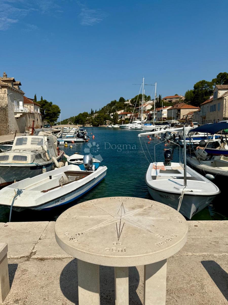 Slovensko – Mediteranski bonbonček – dve stanovanjski enoti!