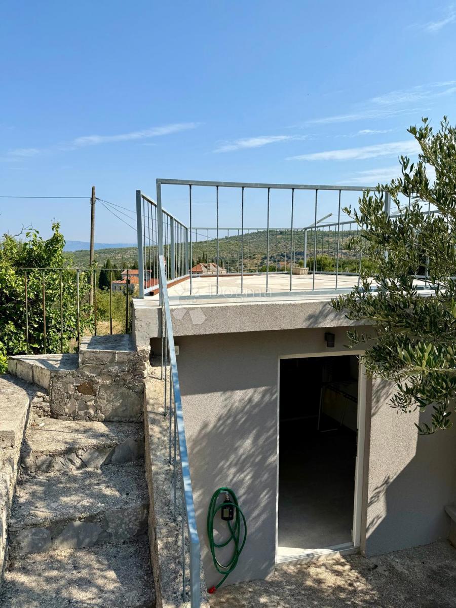 Slovensko – Mediteranski bonbonček – dve stanovanjski enoti!