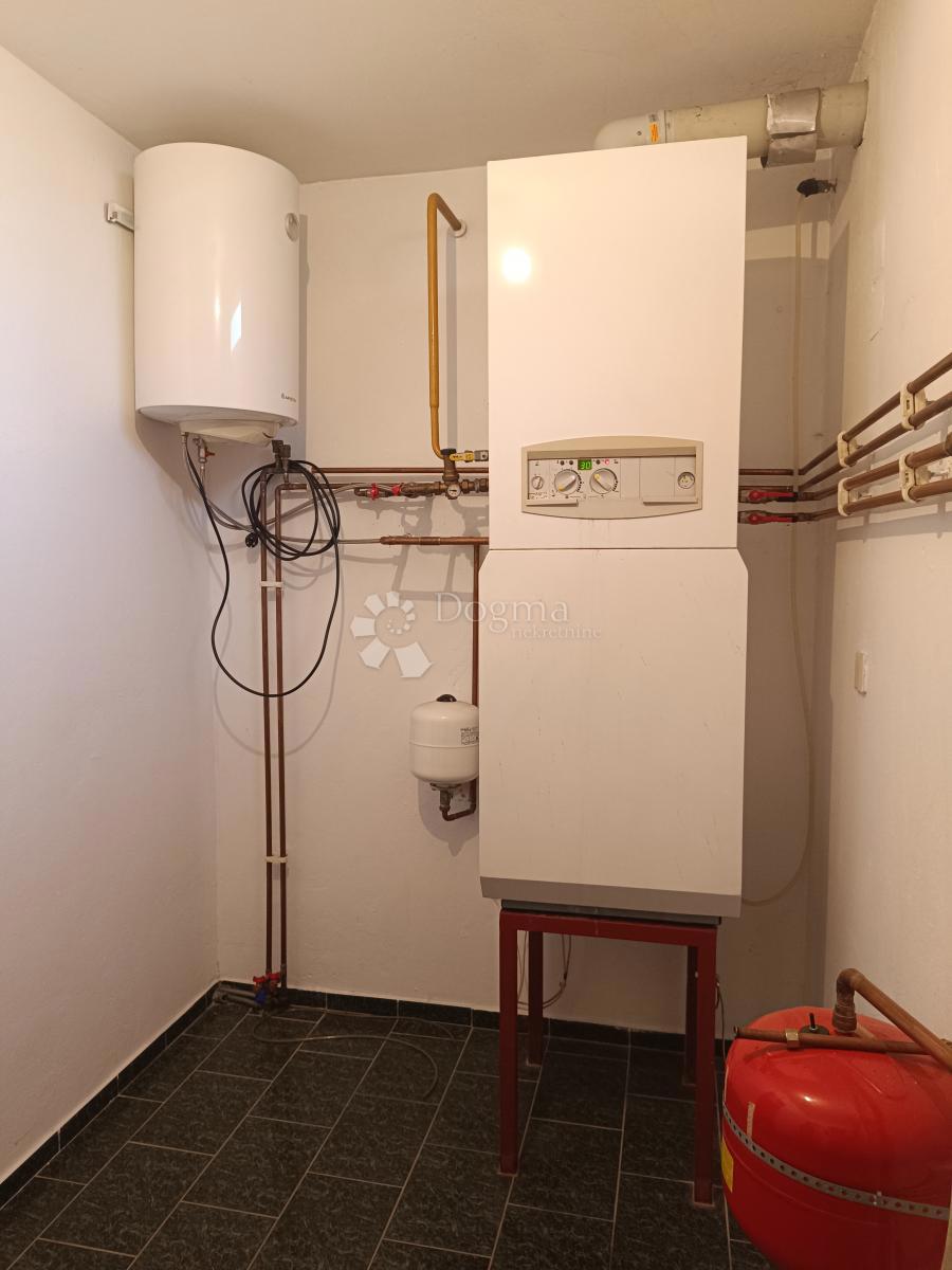 Hiša Centar, Vinkovci, 705m2