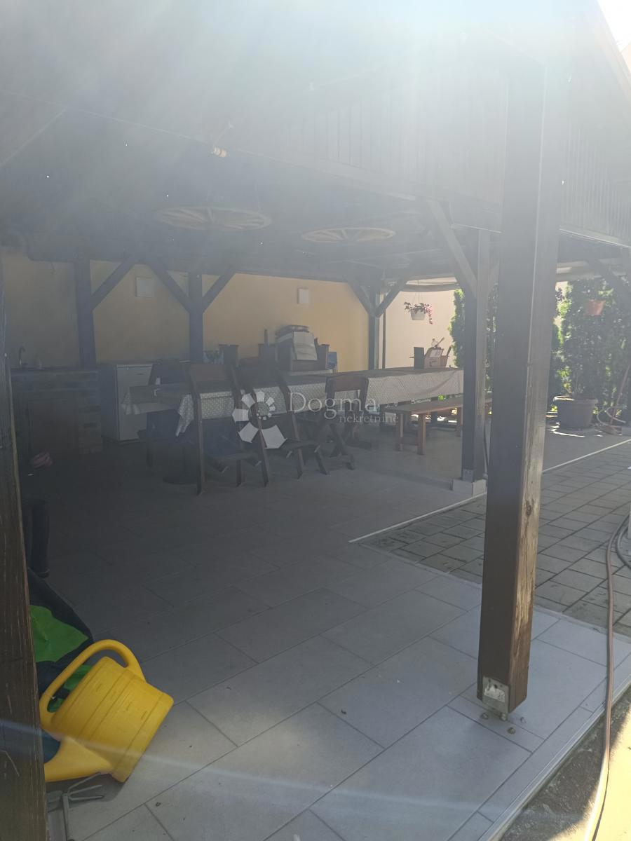 Hiša Centar, Vinkovci, 705m2