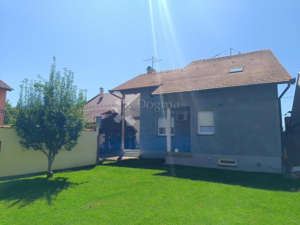 Hiša Centar, Vinkovci, 705m2