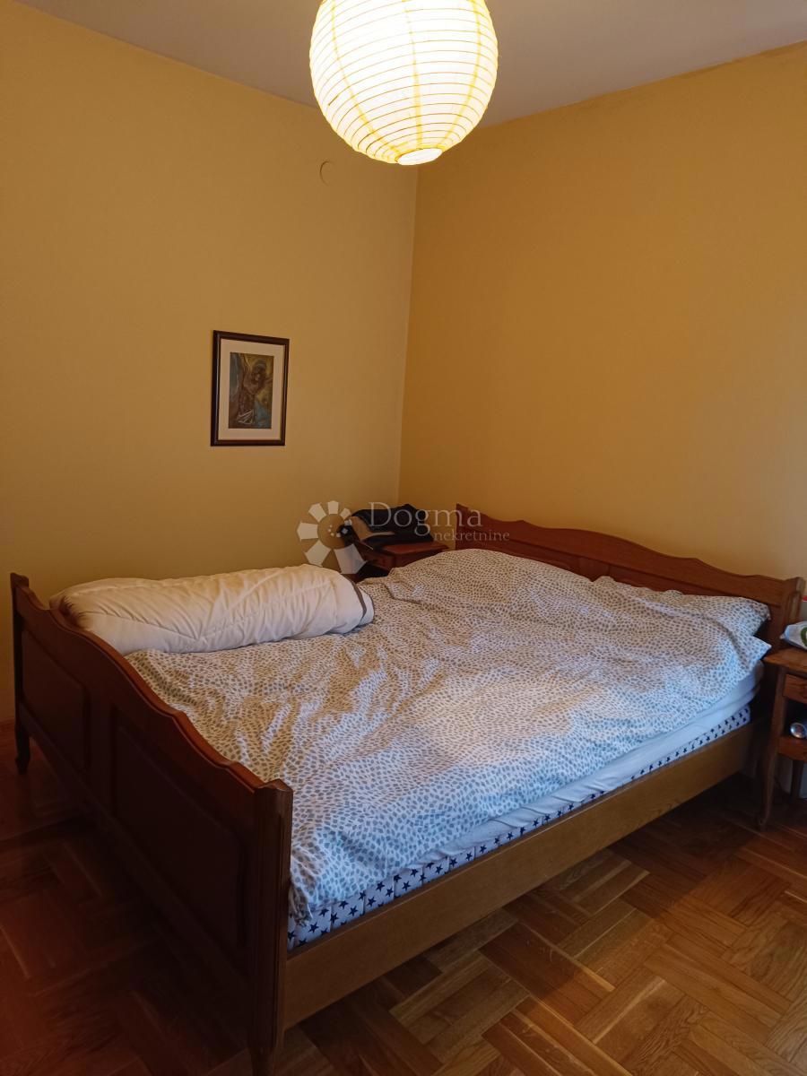 Hiša Centar, Vinkovci, 705m2