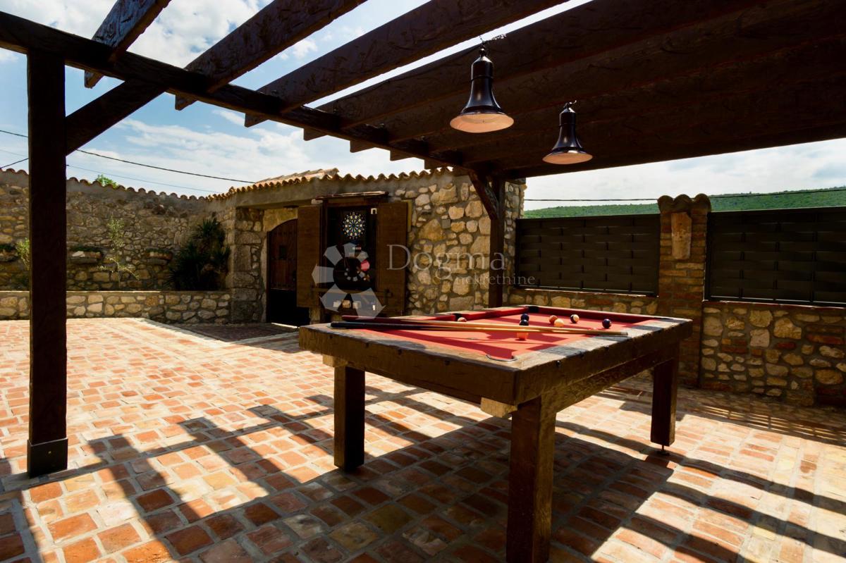 Hiša Drivenik, Vinodolska Općina, 200m2