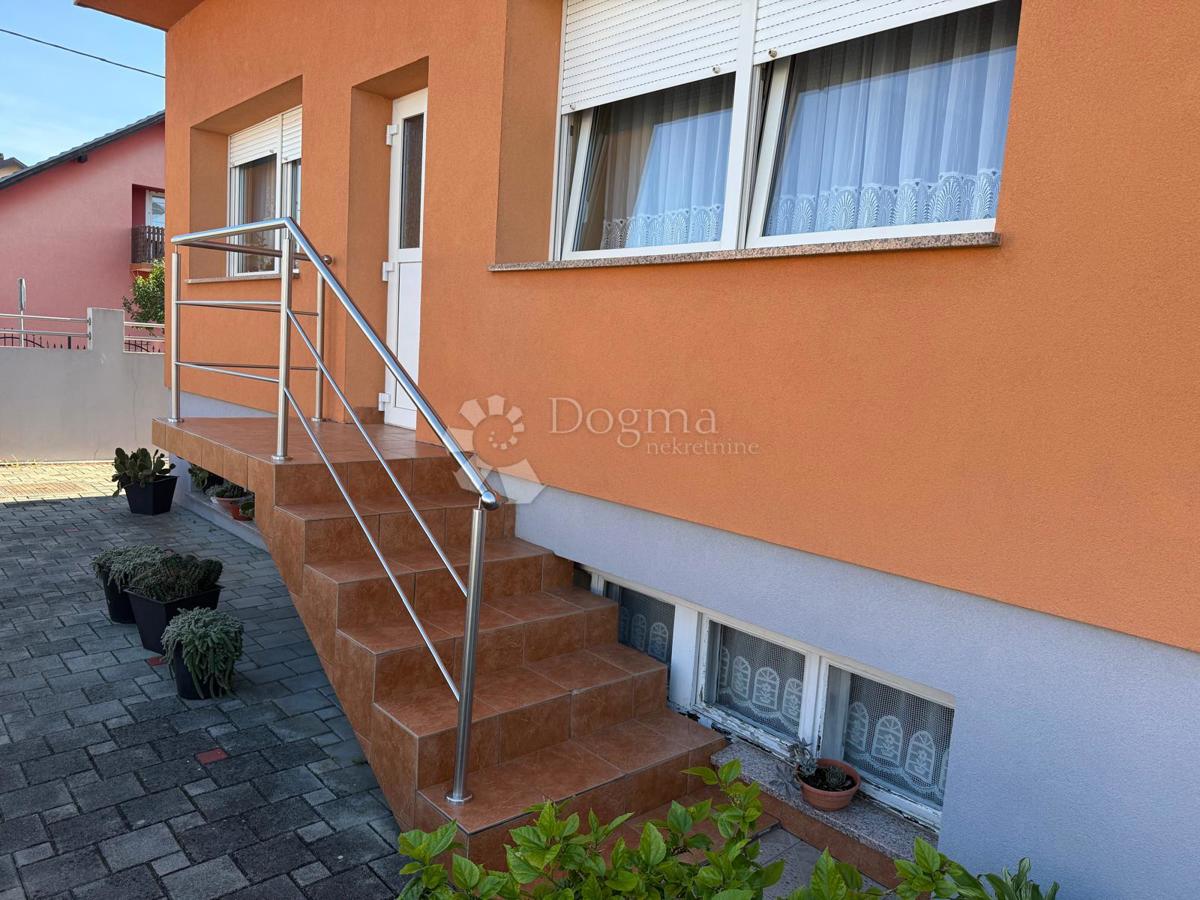 Hiša Trnovec, Trnovec Bartolovečki, 290m2