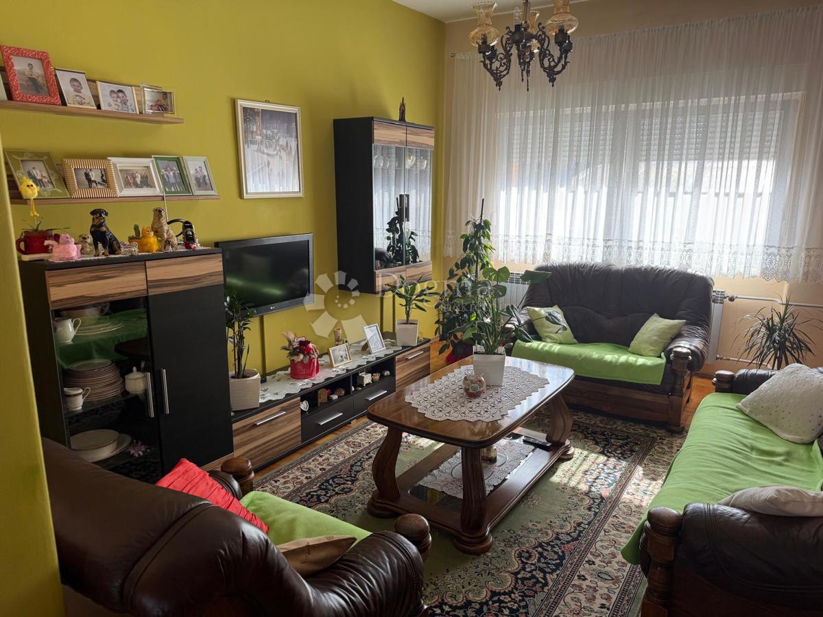 Hiša Trnovec, Trnovec Bartolovečki, 290m2