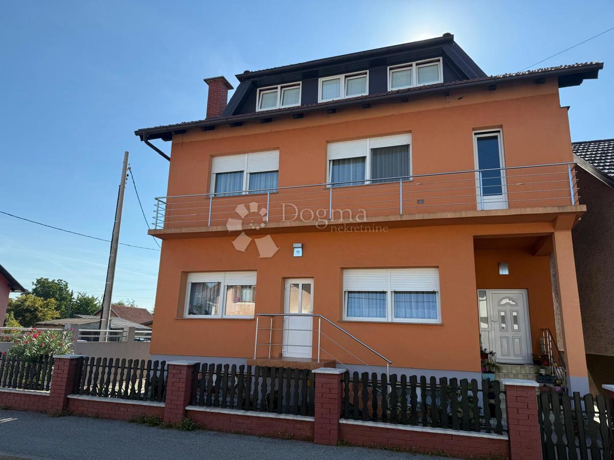 Hiša Trnovec, Trnovec Bartolovečki, 290m2