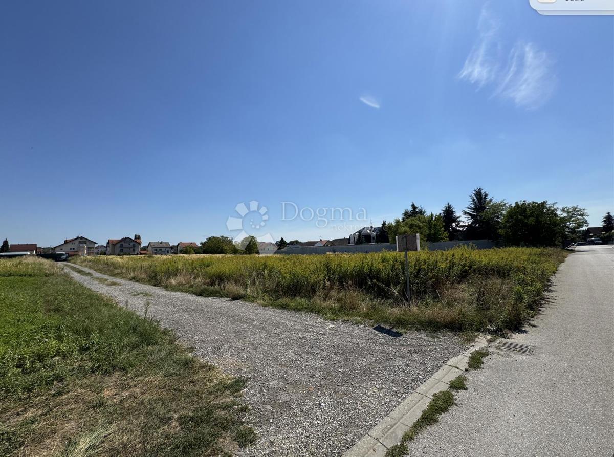 Zazidljivo zemljišče Kraljevečki Novaki, Sesvete, 6.789m2