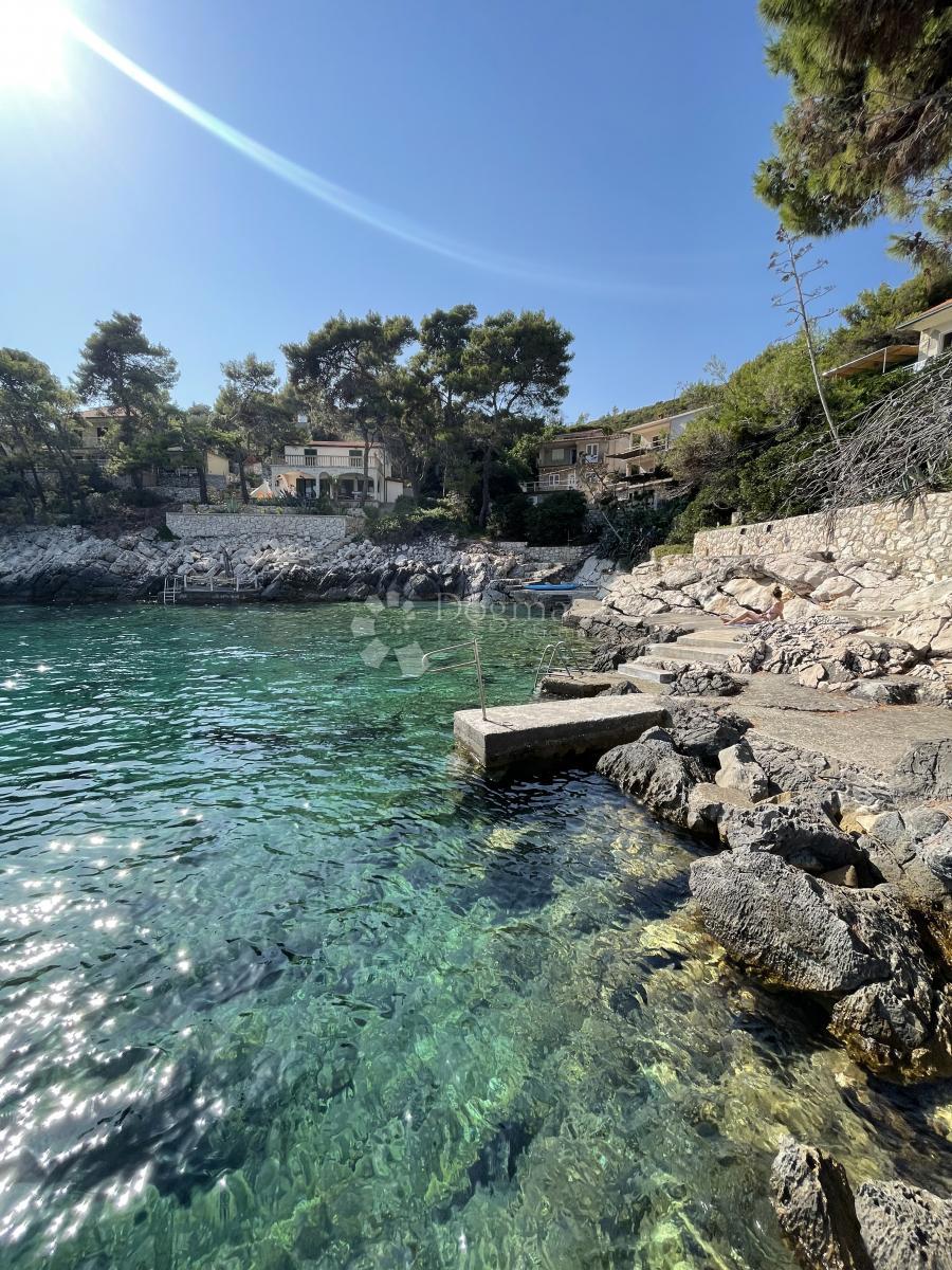 Zazidljivo zemljišče Korčula, 807m2