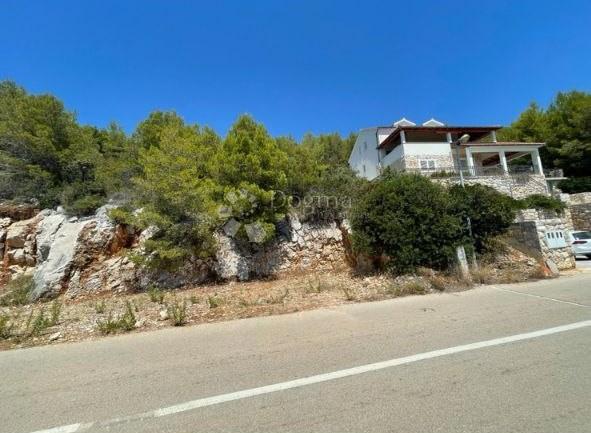 Zazidljivo zemljišče Korčula, 807m2