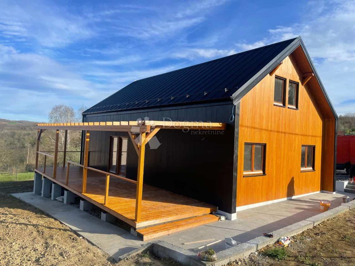 Hiša Novi Centar, Karlovac, 172,27m2