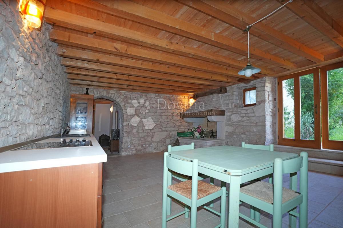 Hiša Krnica, Marčana, 210m2