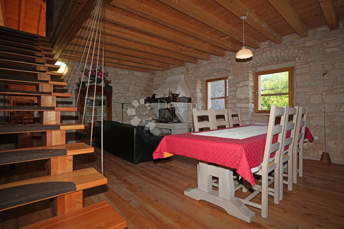 Hiša Krnica, Marčana, 210m2