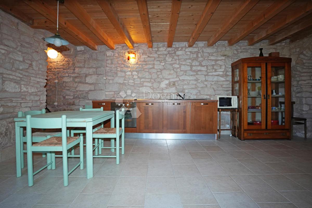 Hiša Krnica, Marčana, 210m2