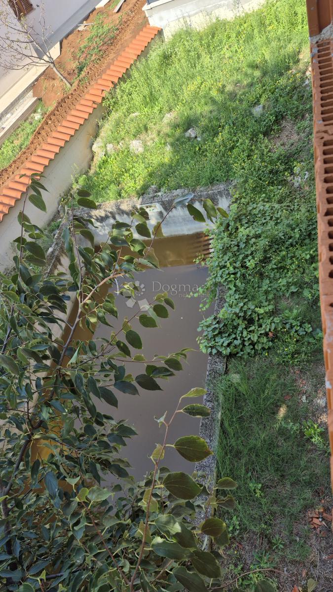 Čudovita hiša v fazi roch bau, uporabna bivalna površina 181,61 m2