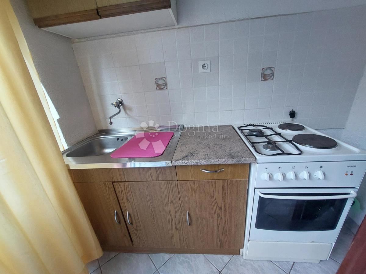 Hiša Jezera, Tisno, 200m2