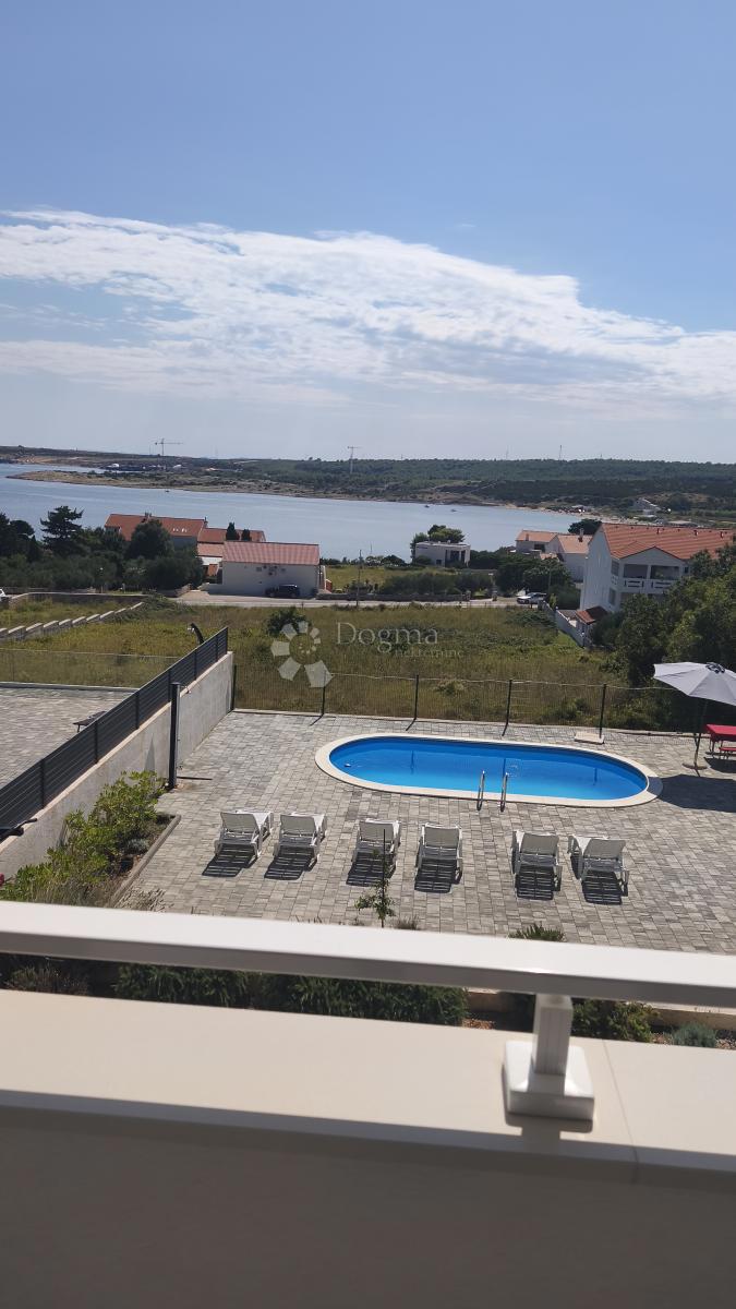 Stanovanje Caska, Novalja, 140m2