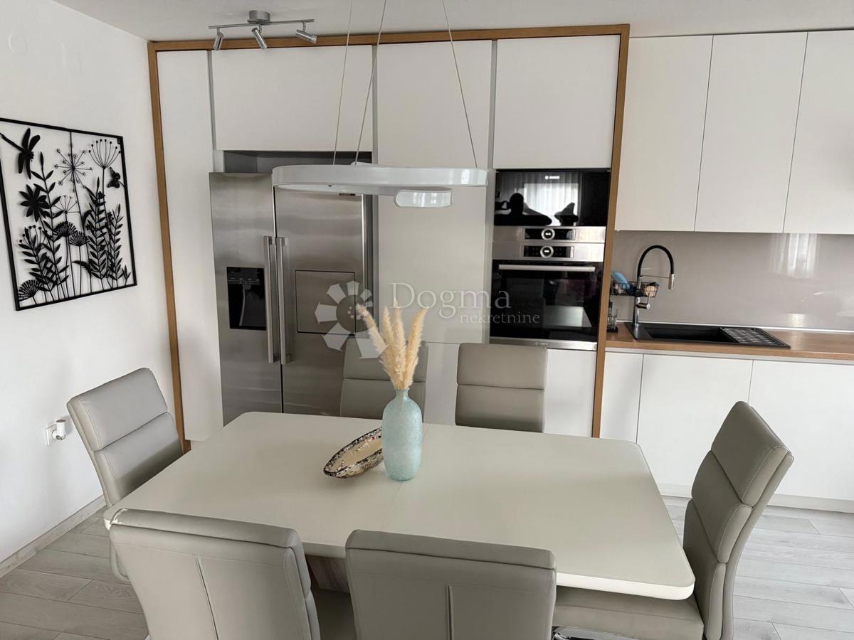 Stanovanje Centar, Varaždin, 107,30m2