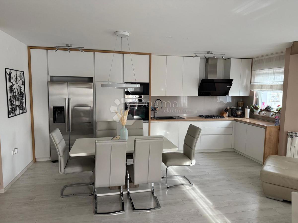 Stanovanje Centar, Varaždin, 107,30m2