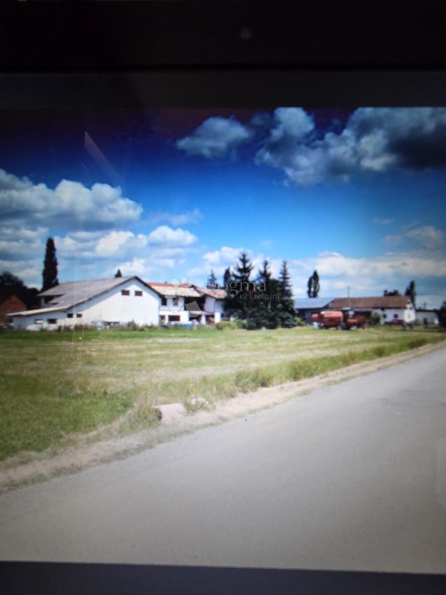 Zazidljivo zemljišče Sveta Helena, Sveti Ivan Zelina, 3.079m2