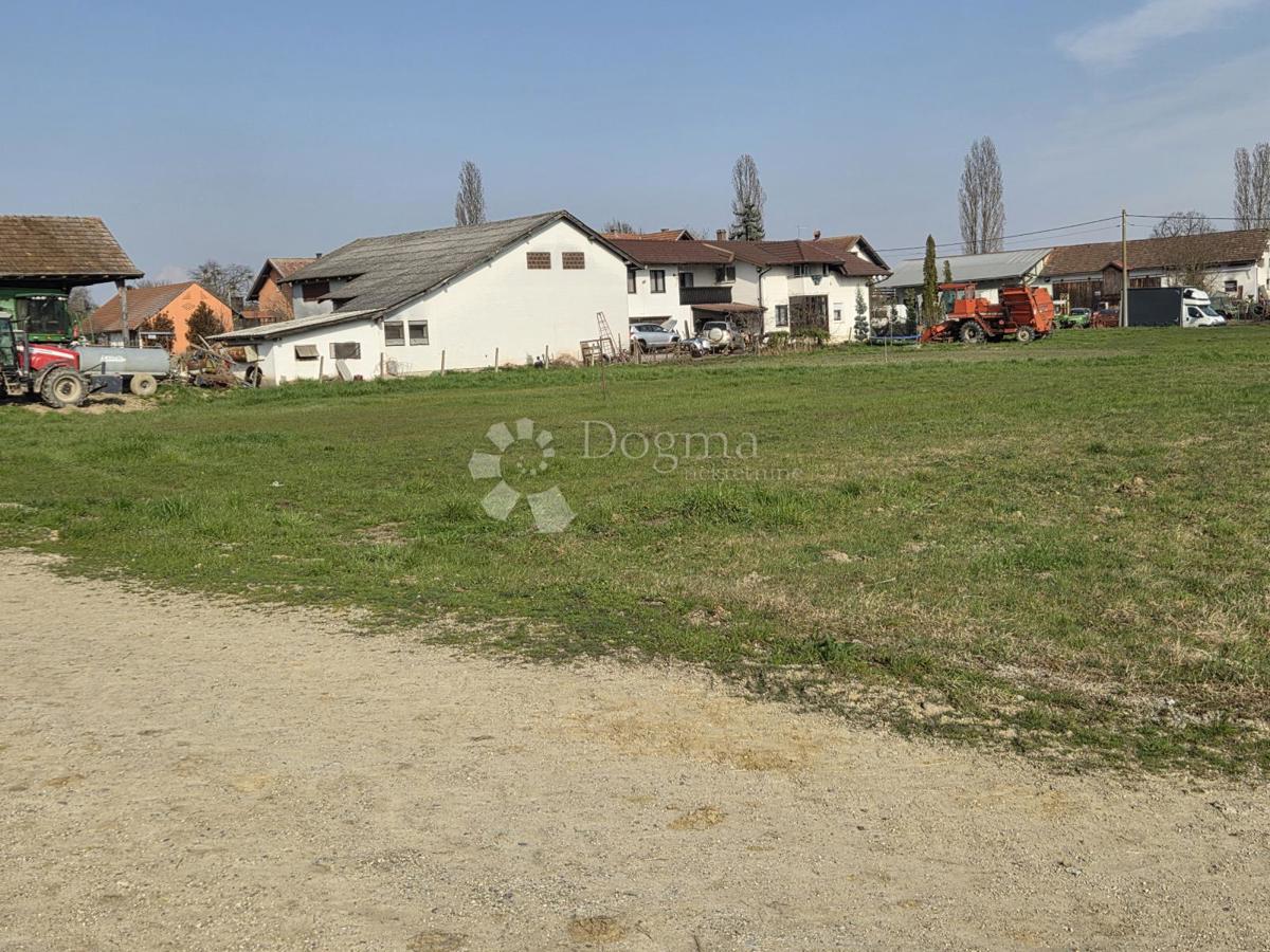 Zazidljivo zemljišče Sveta Helena, Sveti Ivan Zelina, 3.079m2