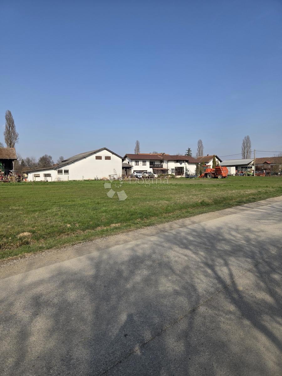 Zazidljivo zemljišče Sveta Helena, Sveti Ivan Zelina, 3.079m2