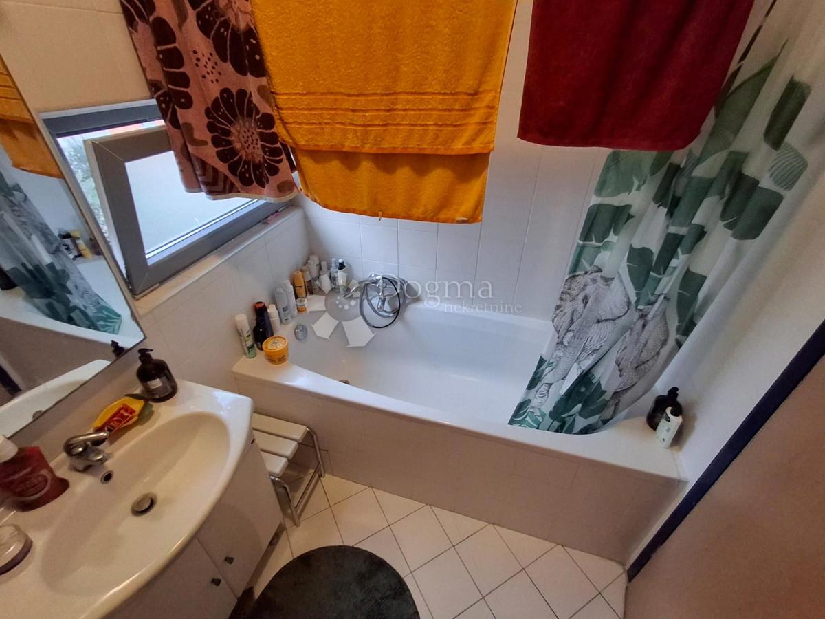 Stanovanje Palit, Rab, 45m2