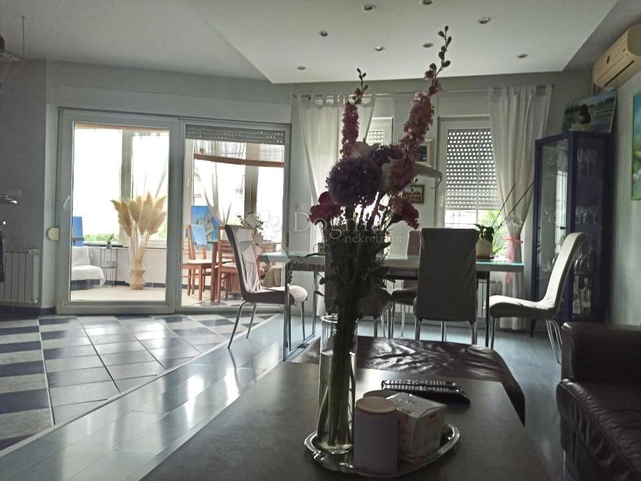 Hiša Lučko, Novi Zagreb - Zapad, 228m2