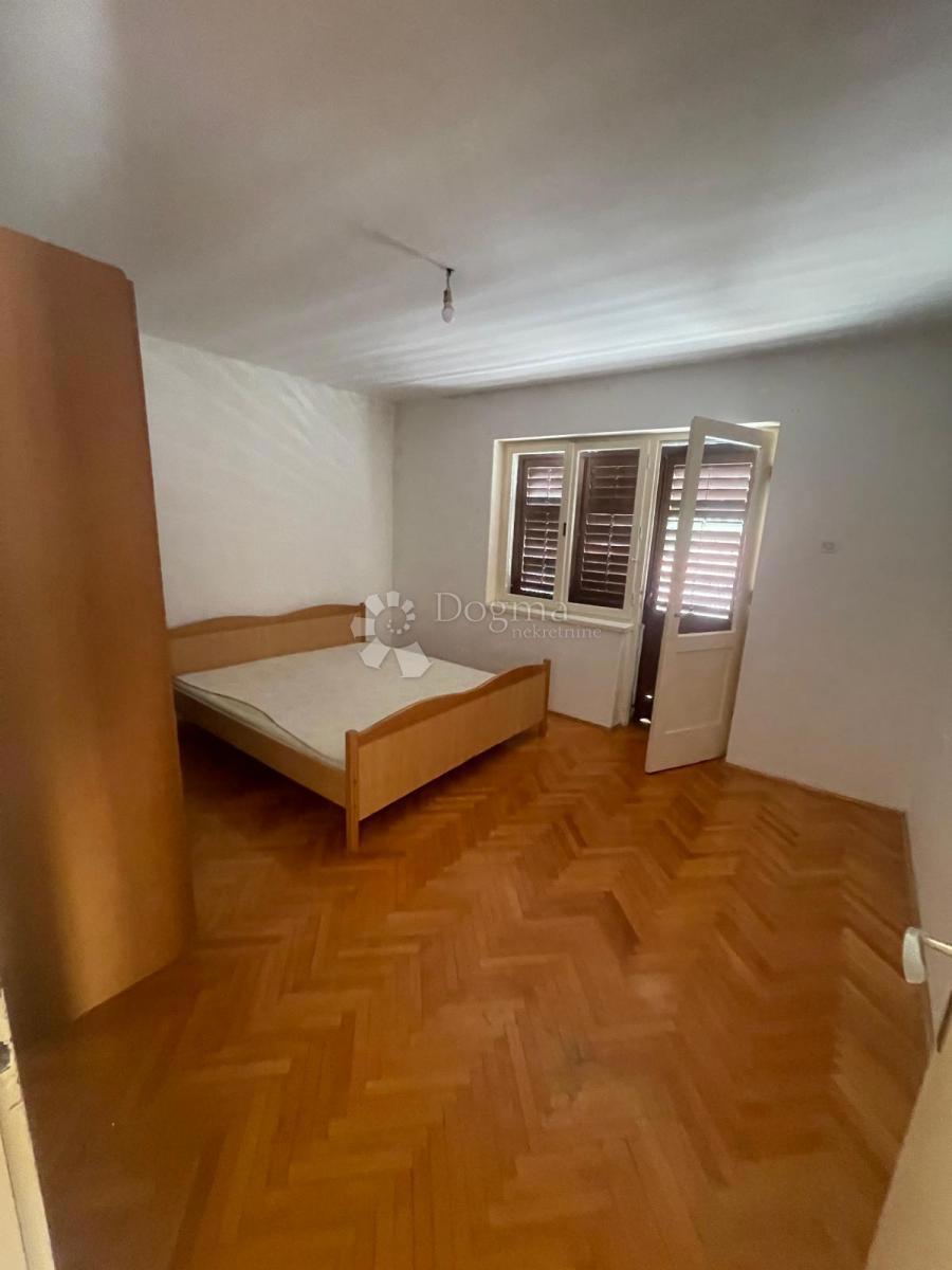 Hiša Rokić, Šibenik, 180m2