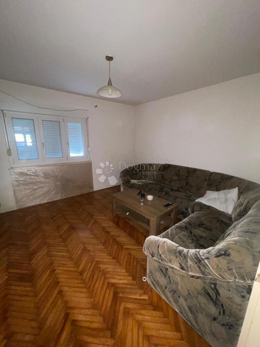 Hiša Rokić, Šibenik, 180m2