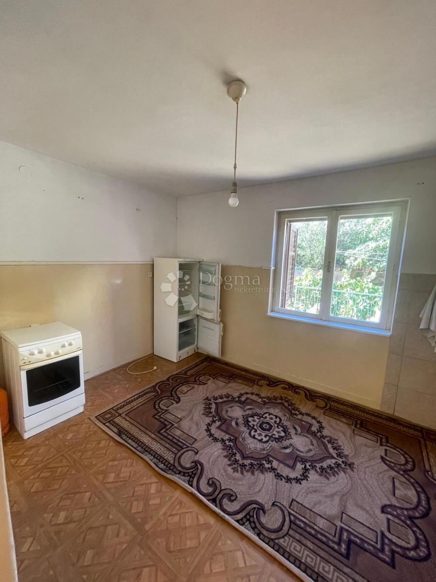 Hiša Rokić, Šibenik, 180m2