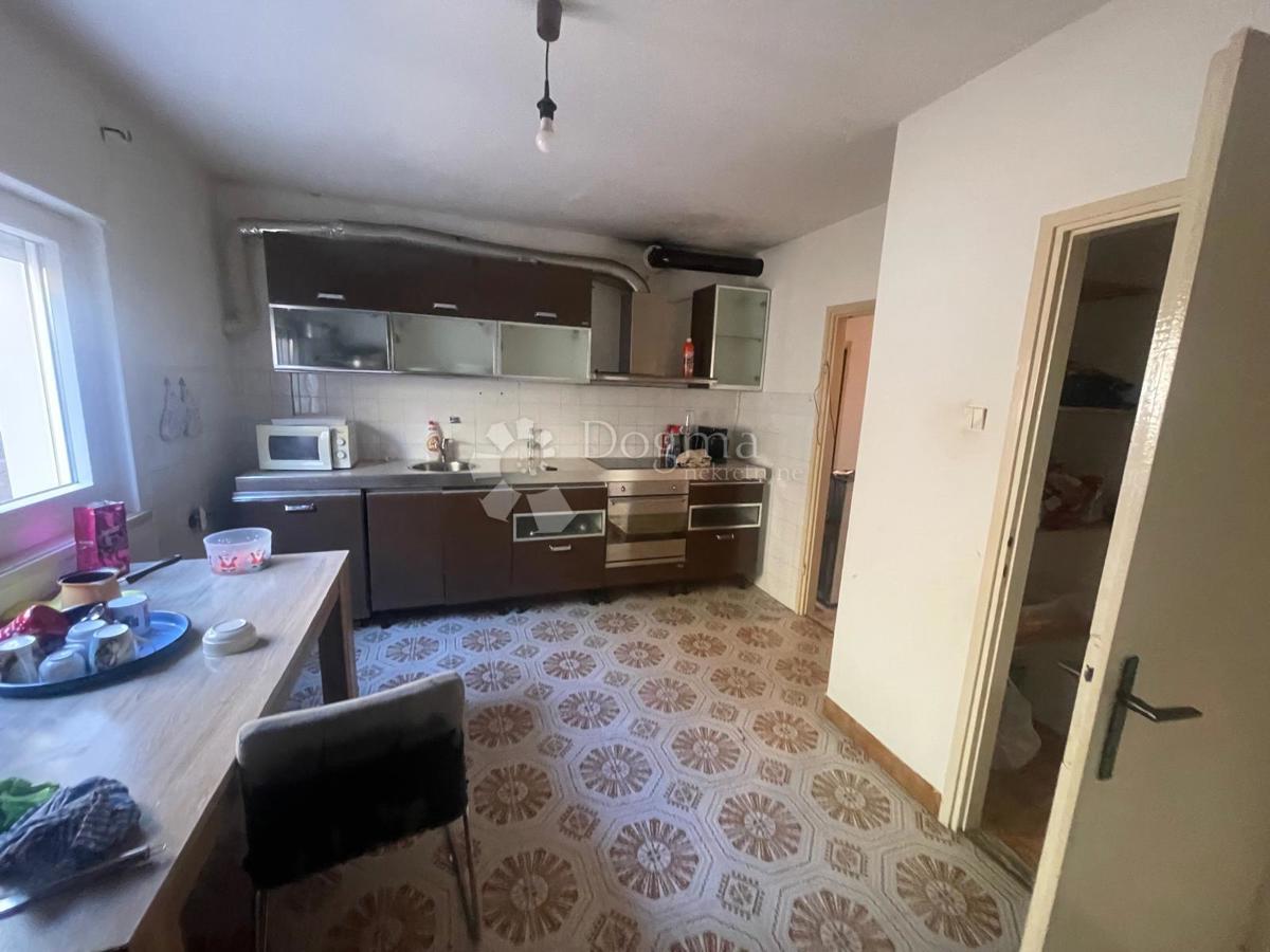 Hiša Rokić, Šibenik, 180m2