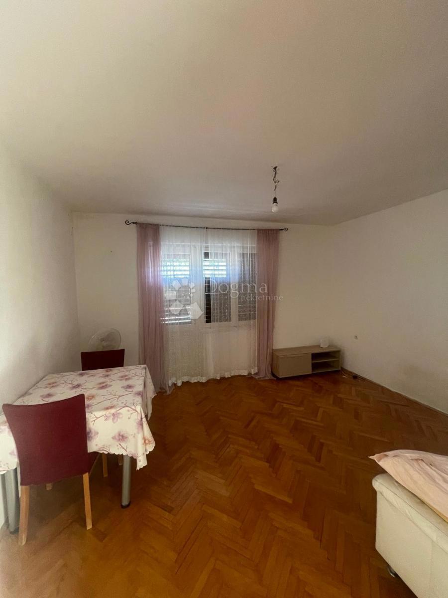 Hiša Rokić, Šibenik, 180m2