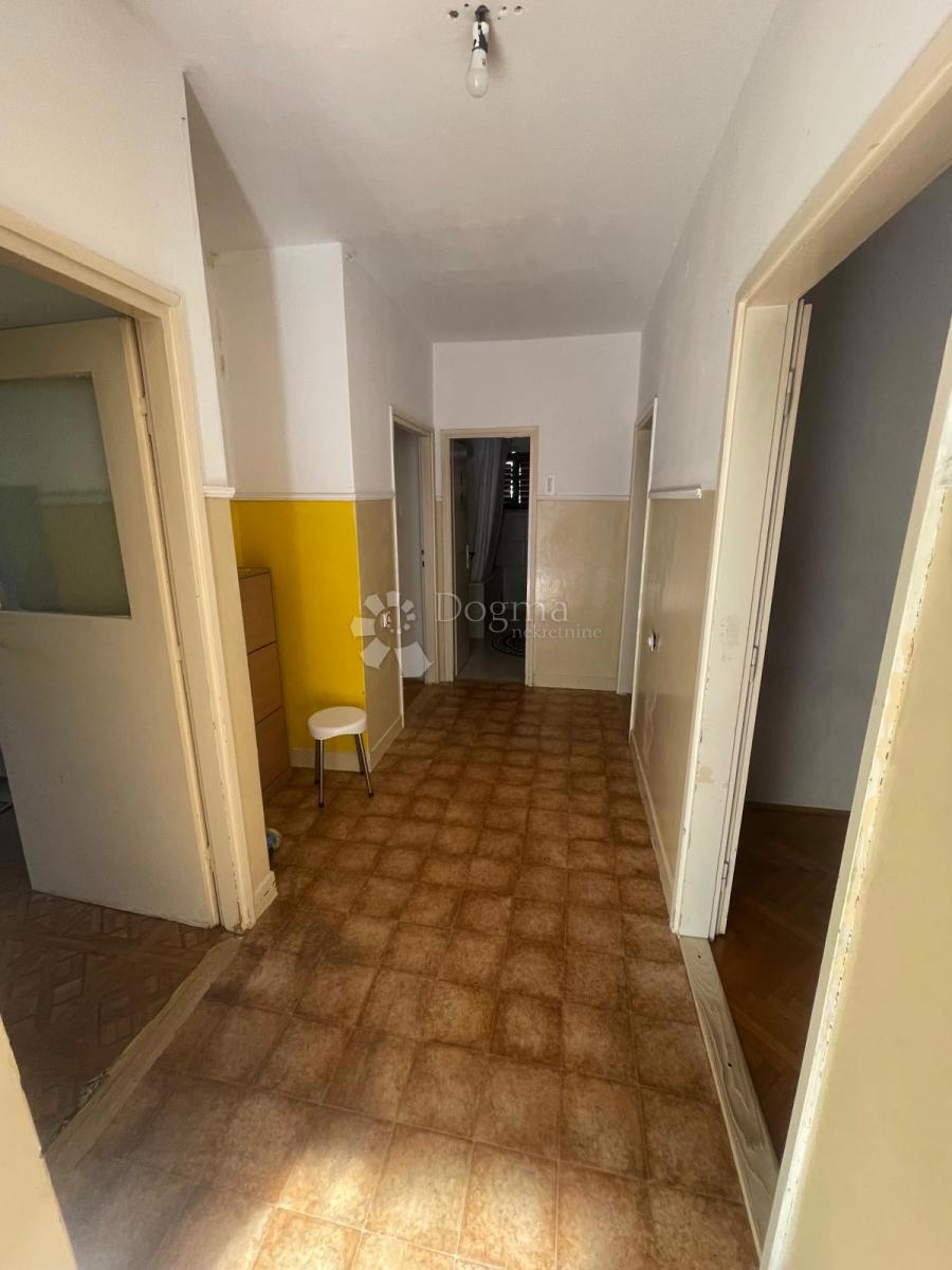 Hiša Rokić, Šibenik, 180m2