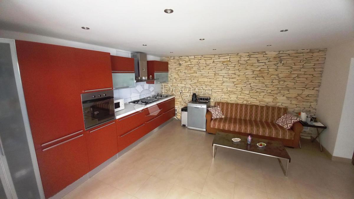 Hiša Drašnice, Podgora, 200m2