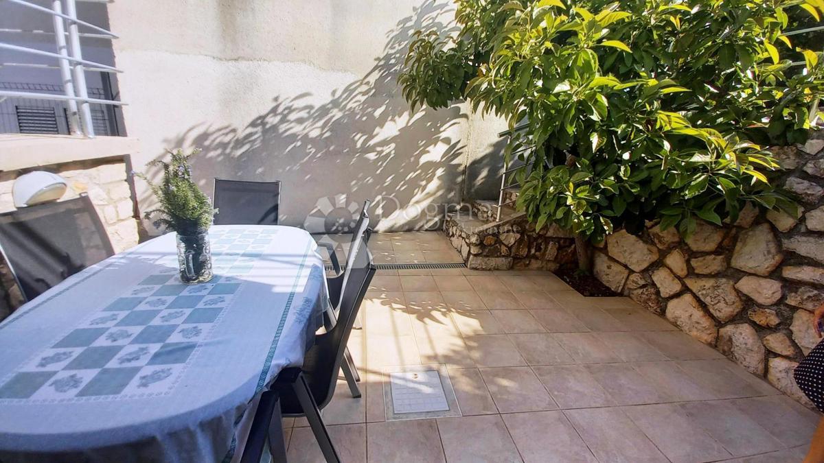 Hiša Drašnice, Podgora, 200m2